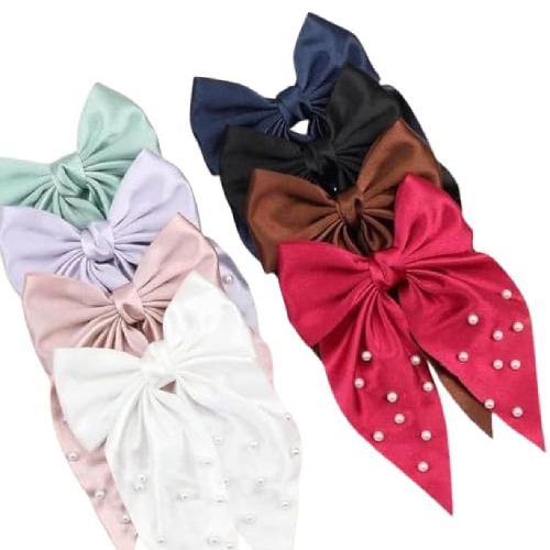 Bow with Pearl clips