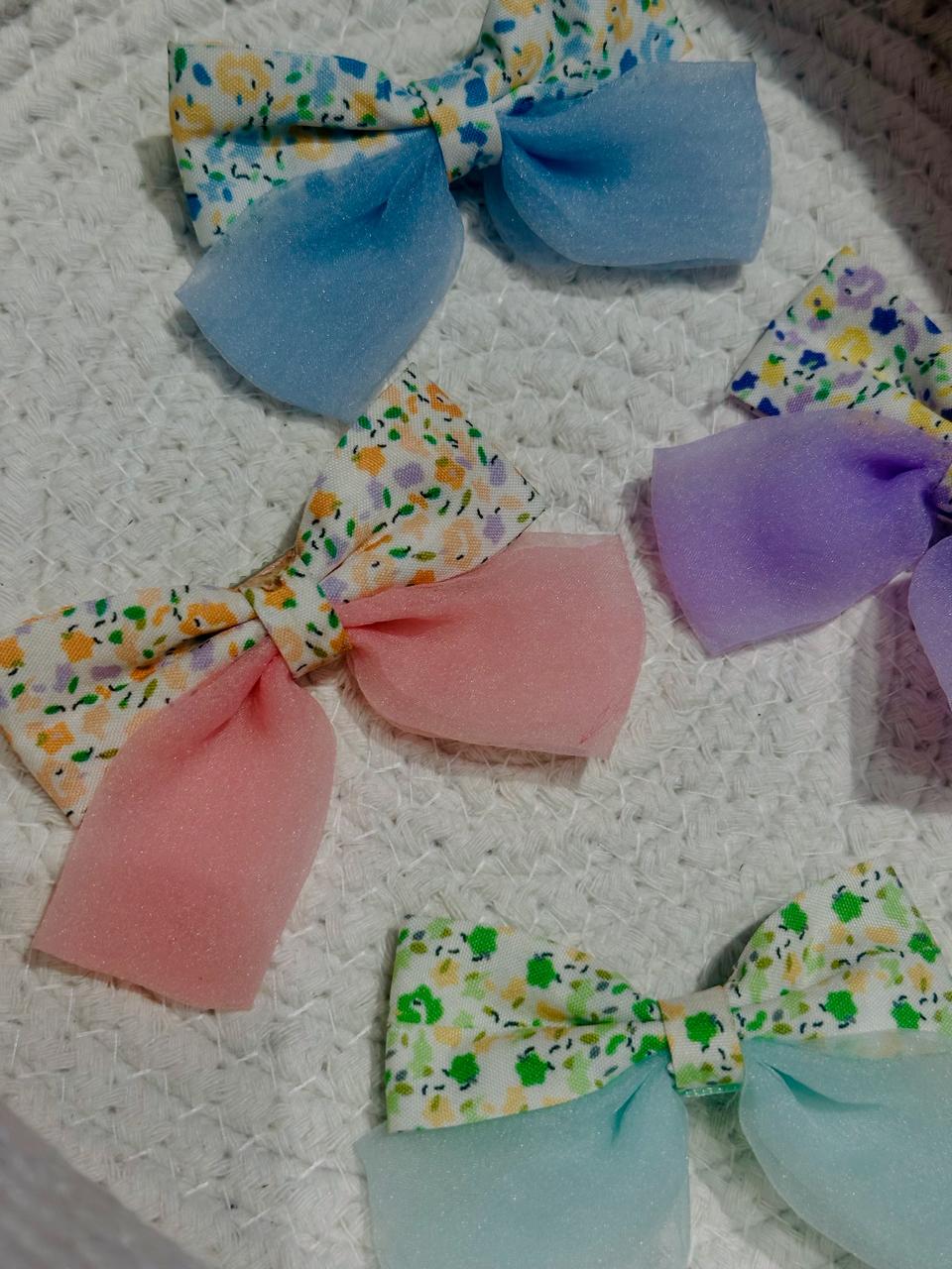 shimmer printed bow clips